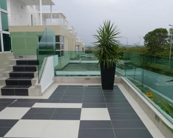 Frameless Staircase and Balcony Glass